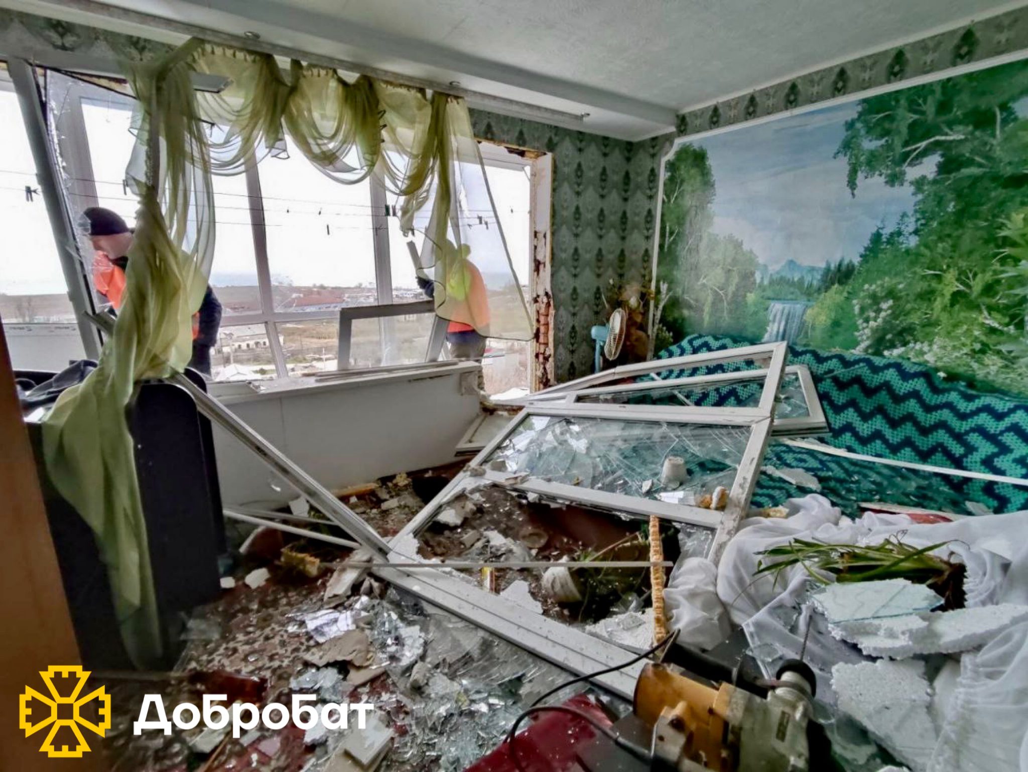 Понад 260 волонтерів нагально відновлювали об’єкти у п’яти регіонах: про тиждень «Добробату»