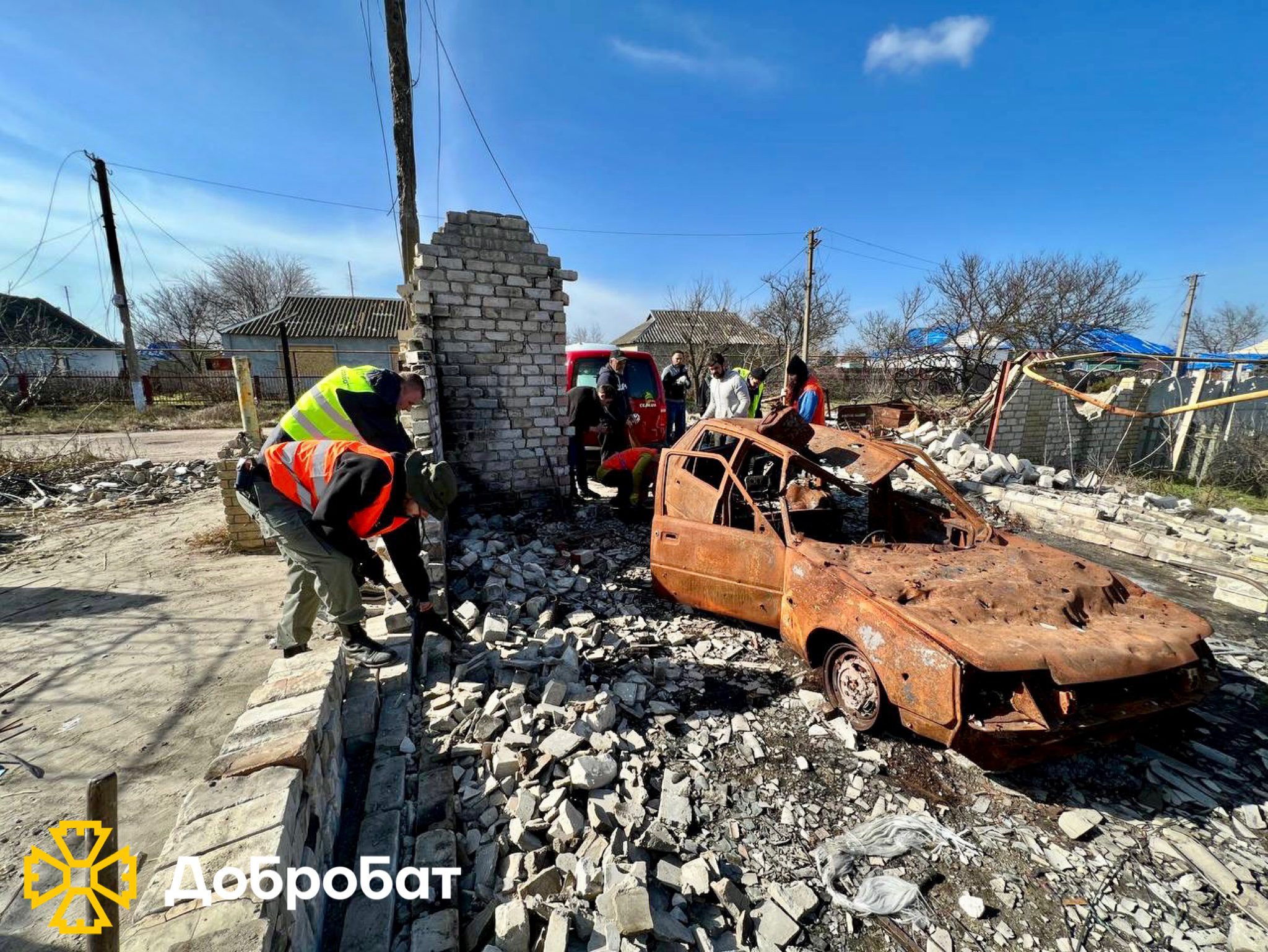 Dobrobat spring kicks off: over 220 volunteers joined urgent reconstruction last week