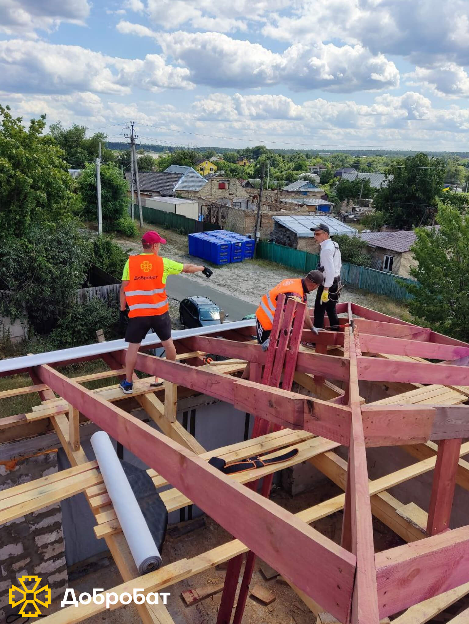 Близько 170 добровольців долучилися до нагальної відбудови країни: «Добробат» звітує про зроблене за тиждень