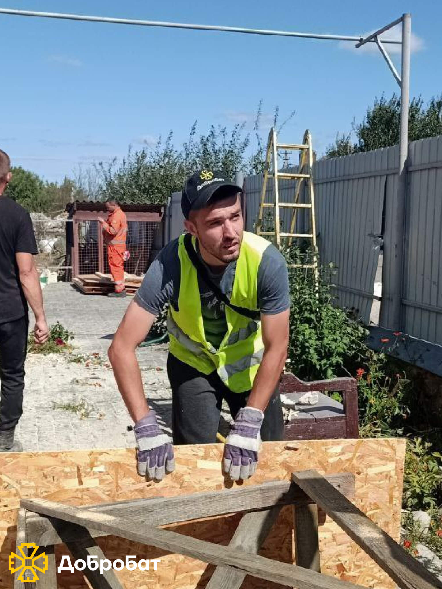 У новому звіті розповідаємо про результати тижня нагальної відбудови силами волонтерів «Добробату» 