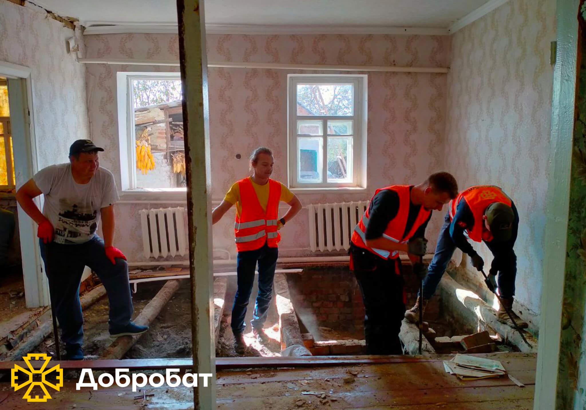 Понад 140 добровольців взяли участь у відновлювальних роботах минулого тижня: «Добробат» звітує про тиждень відбудови